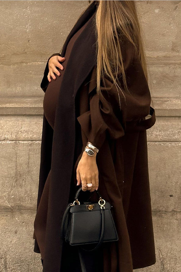 The Jacqueline Coat in Chocolate UGC worn by @zoepastelle