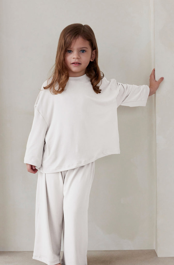 The cloud Kids Pant in Ivory