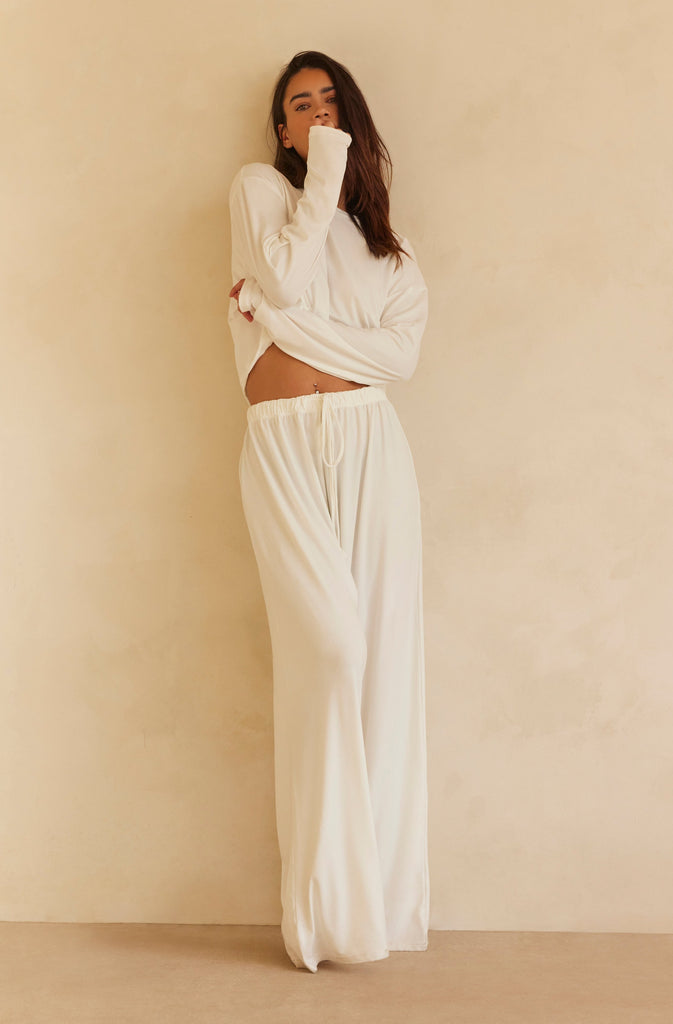 Bumpsuit Maternity The Cloud Crop Long Sleeve Tee in Ivory