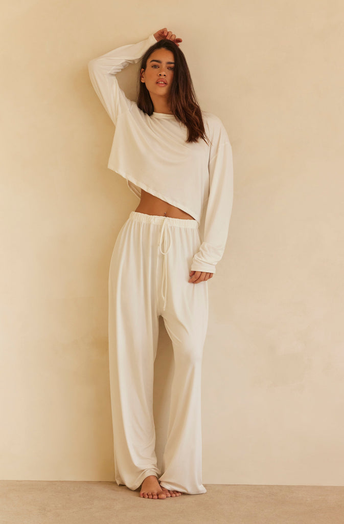Bumpsuit Maternity The Cloud Crop Long Sleeve Tee in Ivory