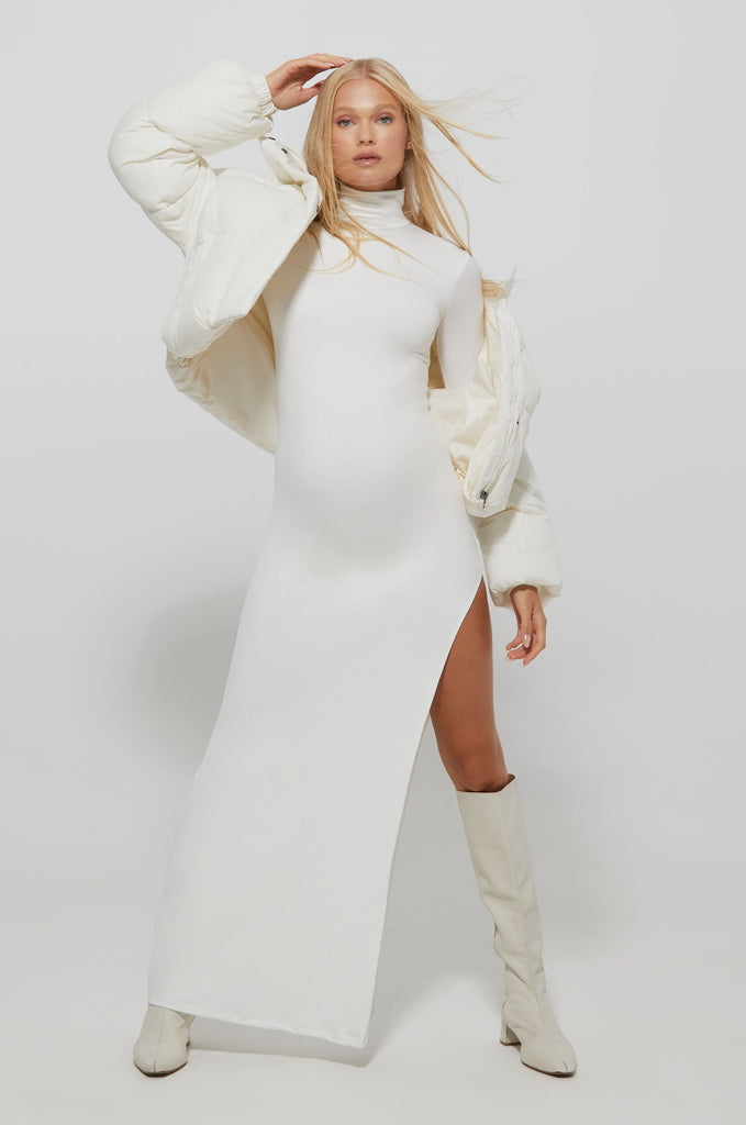 Bumpsuit Maternity The monica Turtleneck Long sleeve Dress with side slit in ivory